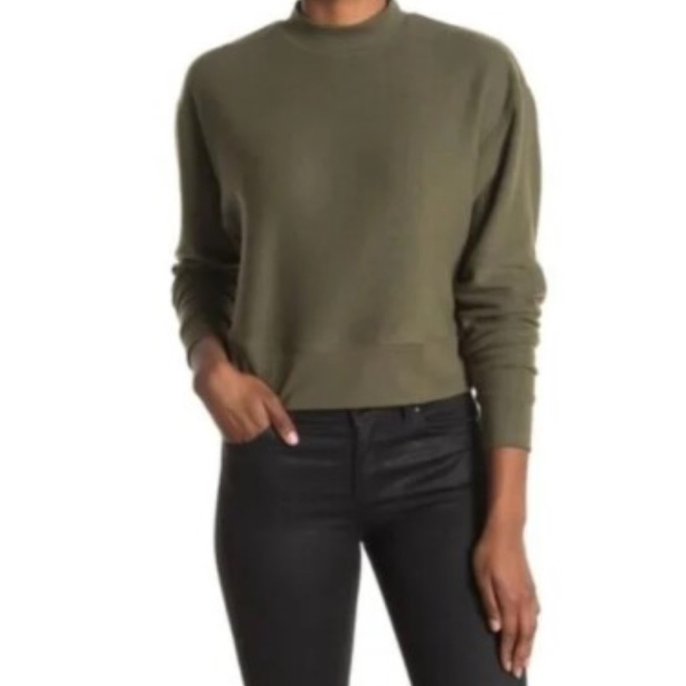 Women’s Medium Olive Green Mock Neck Long Sleeve Sweater